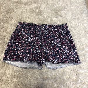 Flower jean shorts